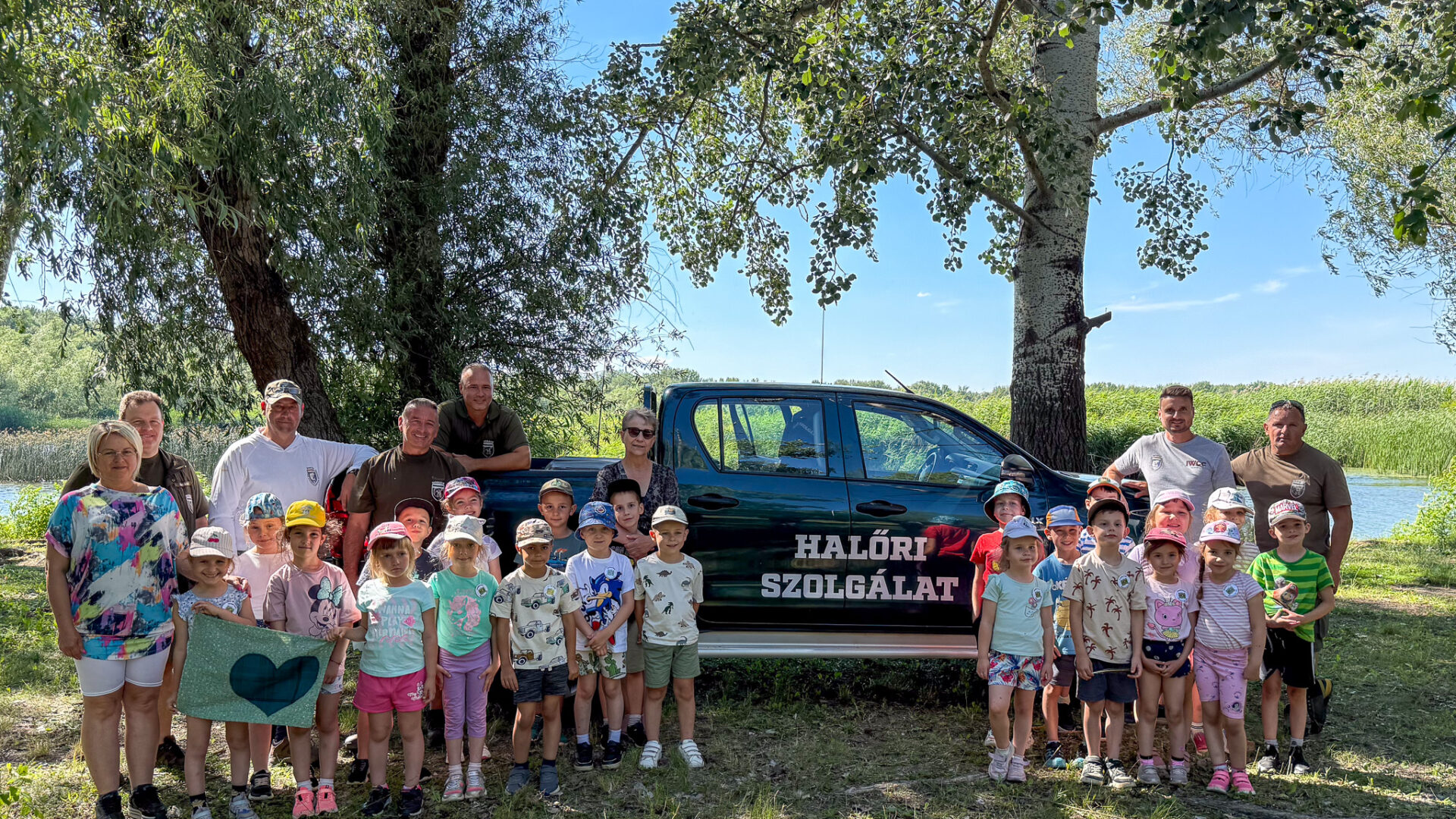 Kis horgászpalánták a Tisza-tavon